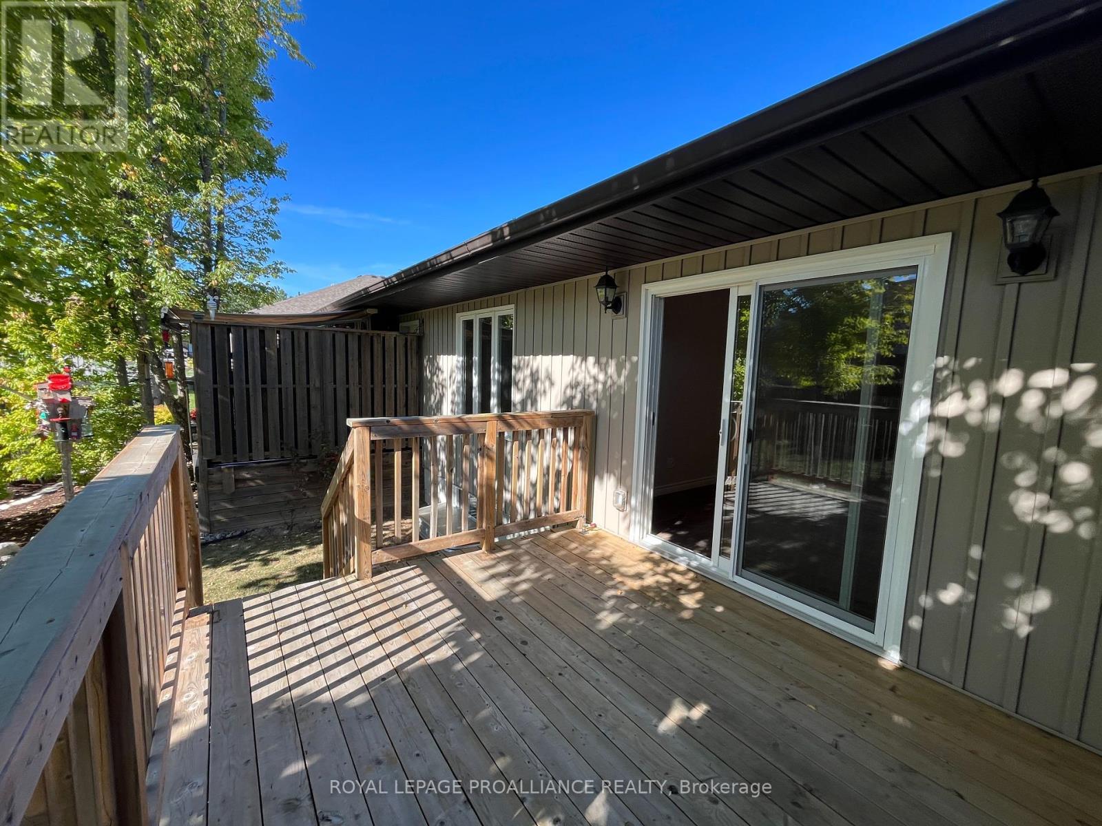 60 Conger Drive, Prince Edward County, Ontario  K0K 3L0 - Photo 2 - X12408794