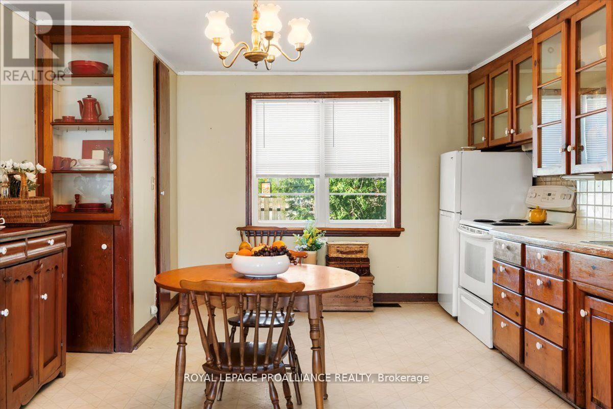 583 Moira Street, Tweed, Ontario  K0K 3J0 - Photo 10 - X12408907