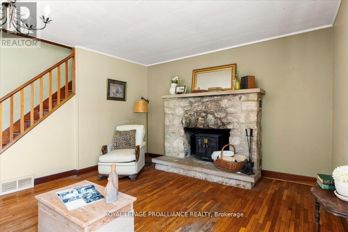 583 Moira Street, Tweed, Ontario  K0K 3J0 - Photo 7 - X12408907