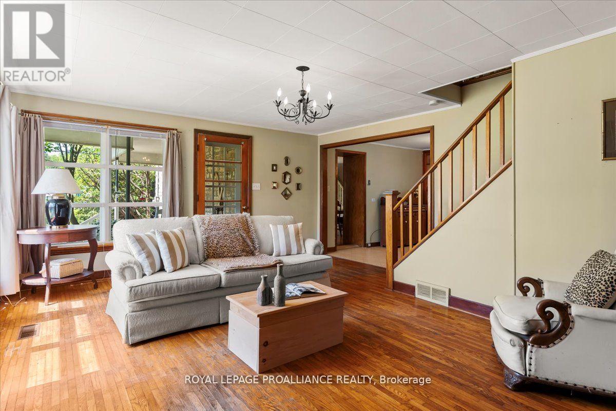 583 Moira Street, Tweed, Ontario  K0K 3J0 - Photo 8 - X12408907