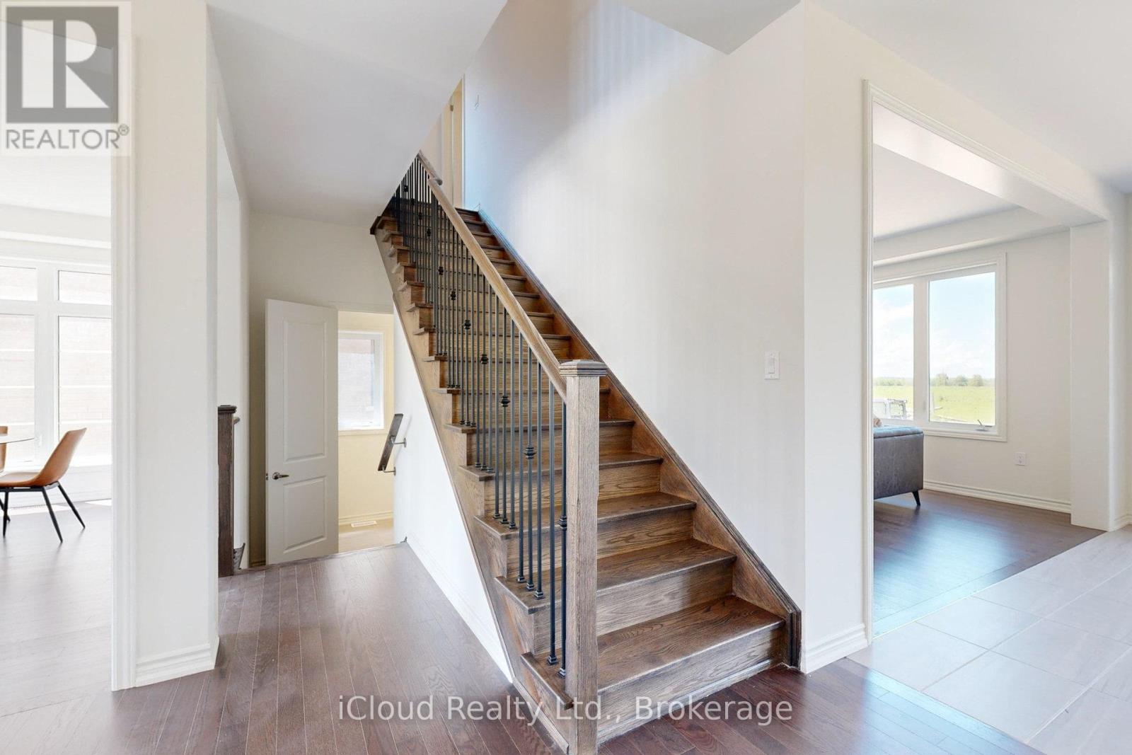 51 Sparrow Way, Adjala-Tosorontio, Ontario  L0G 1W0 - Photo 12 - N12408667