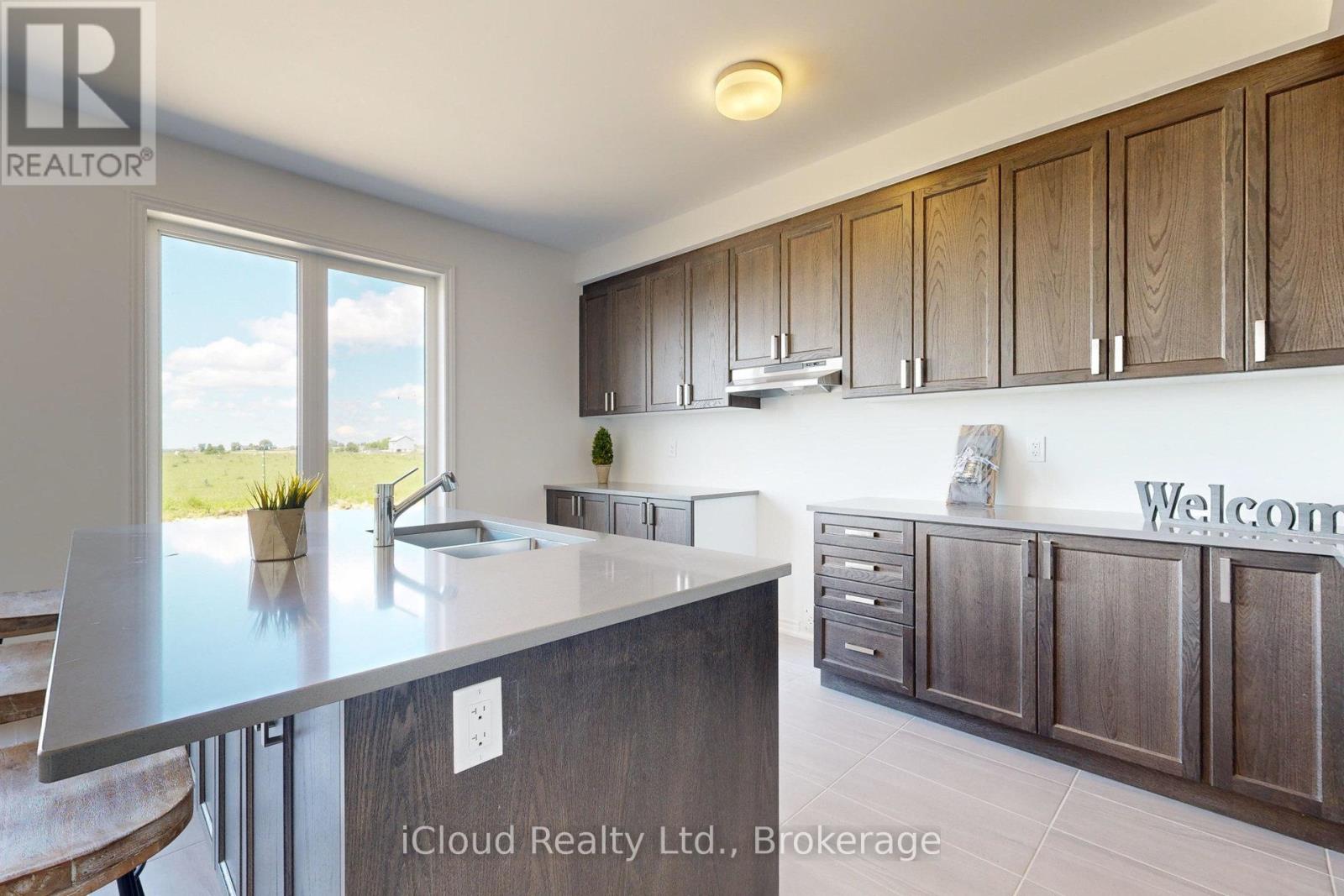 51 Sparrow Way, Adjala-Tosorontio, Ontario  L0G 1W0 - Photo 14 - N12408667