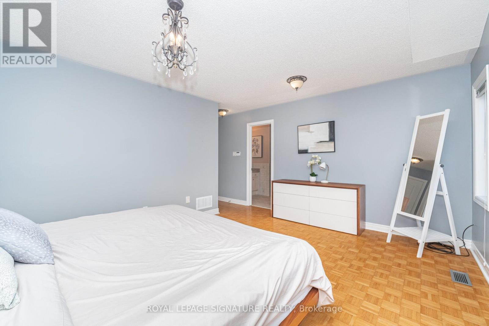 15 Water Garden Lane, Vaughan, Ontario  L4H 1N2 - Photo 20 - N12408681