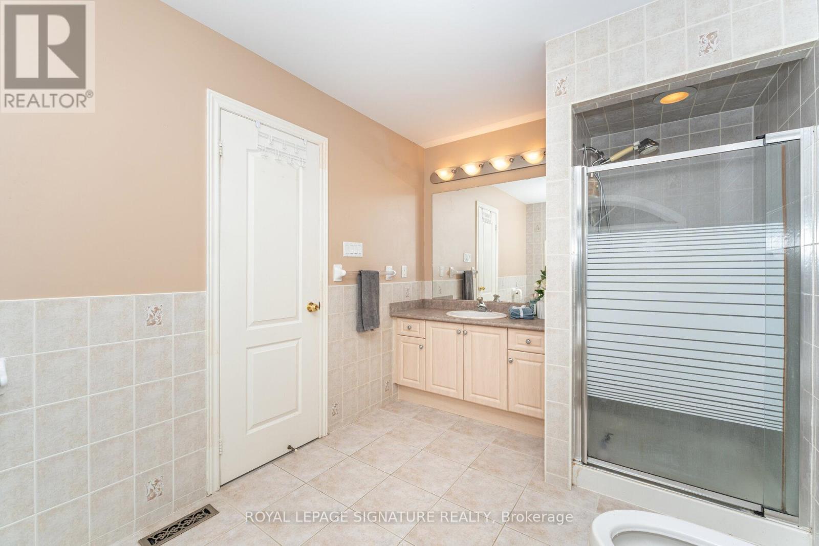 15 Water Garden Lane, Vaughan, Ontario  L4H 1N2 - Photo 23 - N12408681