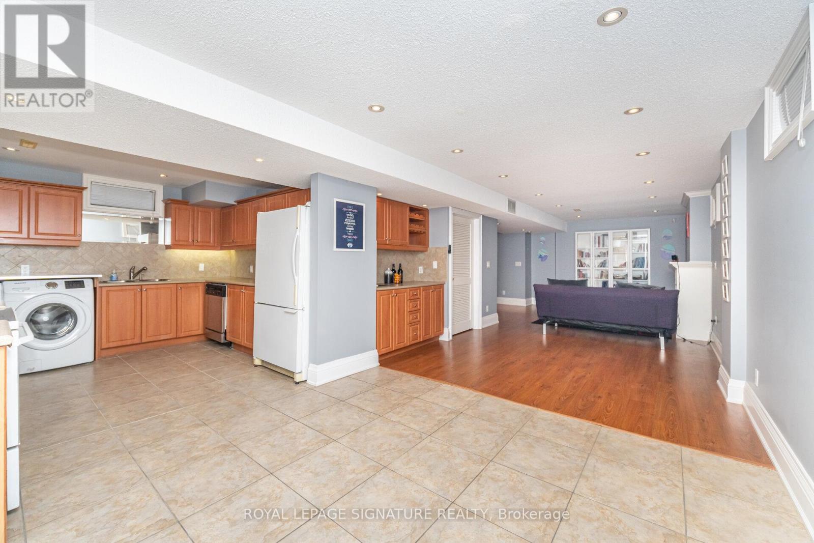 15 Water Garden Lane, Vaughan, Ontario  L4H 1N2 - Photo 40 - N12408681