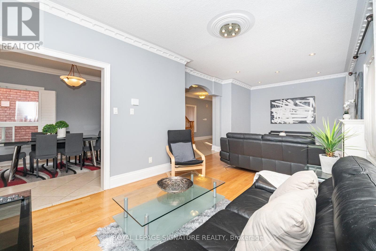 15 Water Garden Lane, Vaughan, Ontario  L4H 1N2 - Photo 7 - N12408681