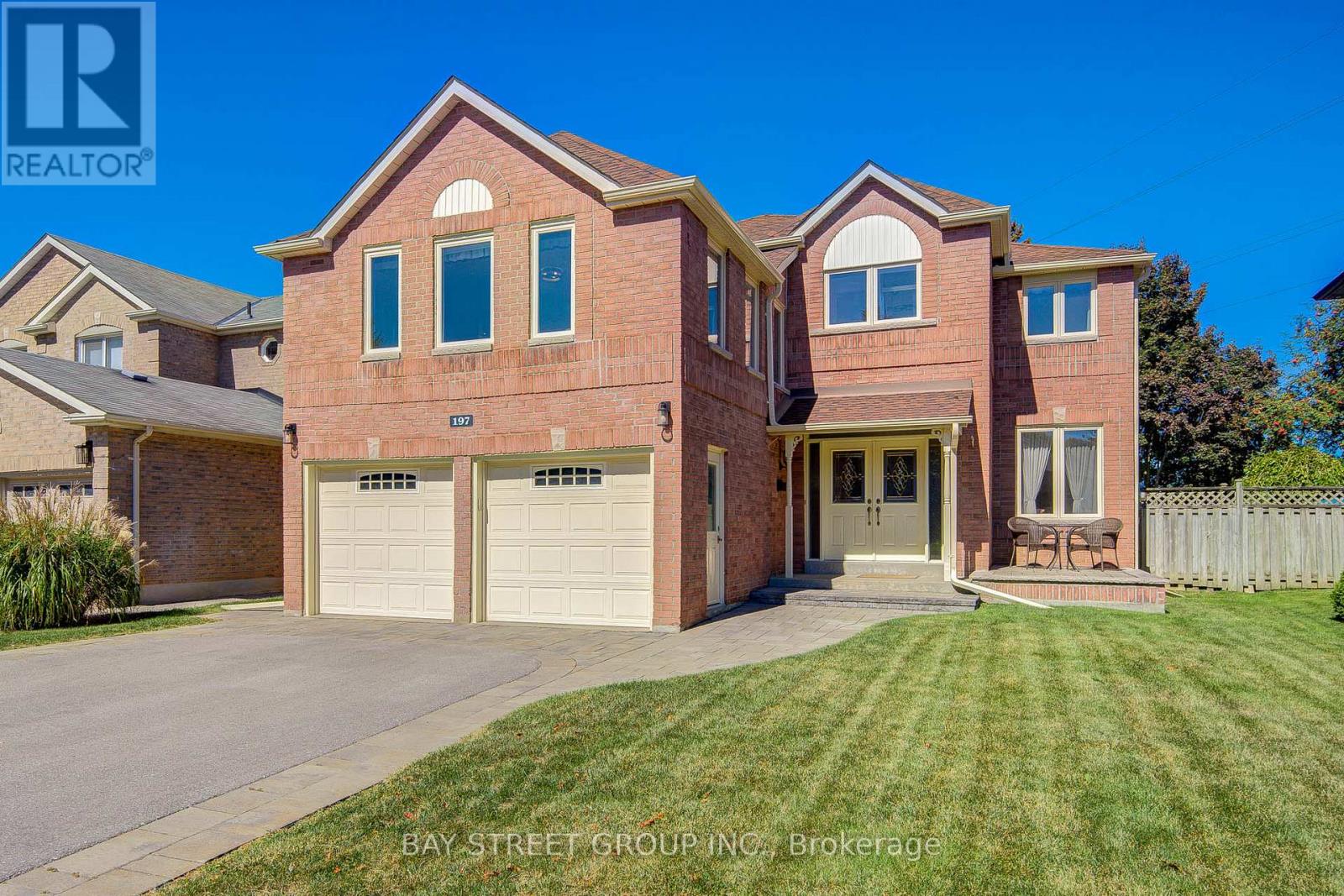197 MCCAFFREY ROAD, Newmarket, Ontario