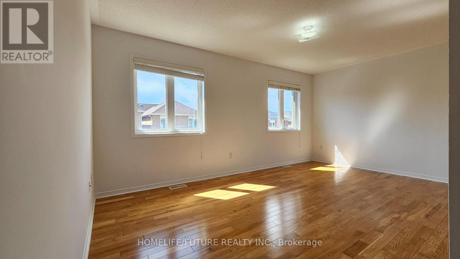 Main & 2 Flr - 107 Jack Monkman Crescent, Markham, Ontario  L3S 0A4 - Photo 16 - N12408784