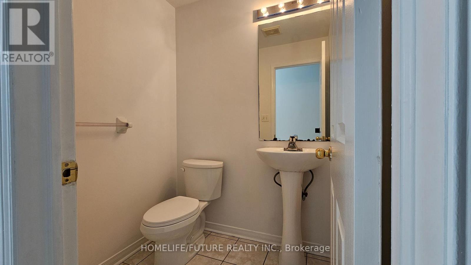 Main & 2 Flr - 107 Jack Monkman Crescent, Markham, Ontario  L3S 0A4 - Photo 7 - N12408784