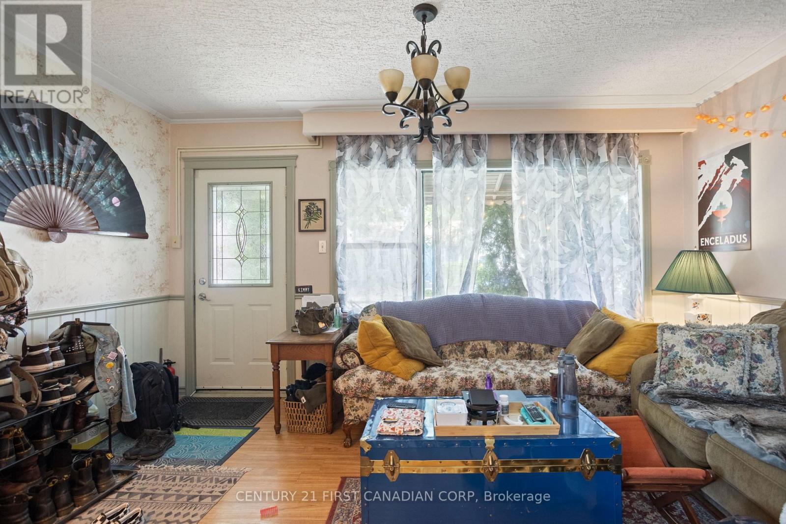 845 Queens Avenue, London East, Ontario  N5W 3H7 - Photo 20 - X12408840