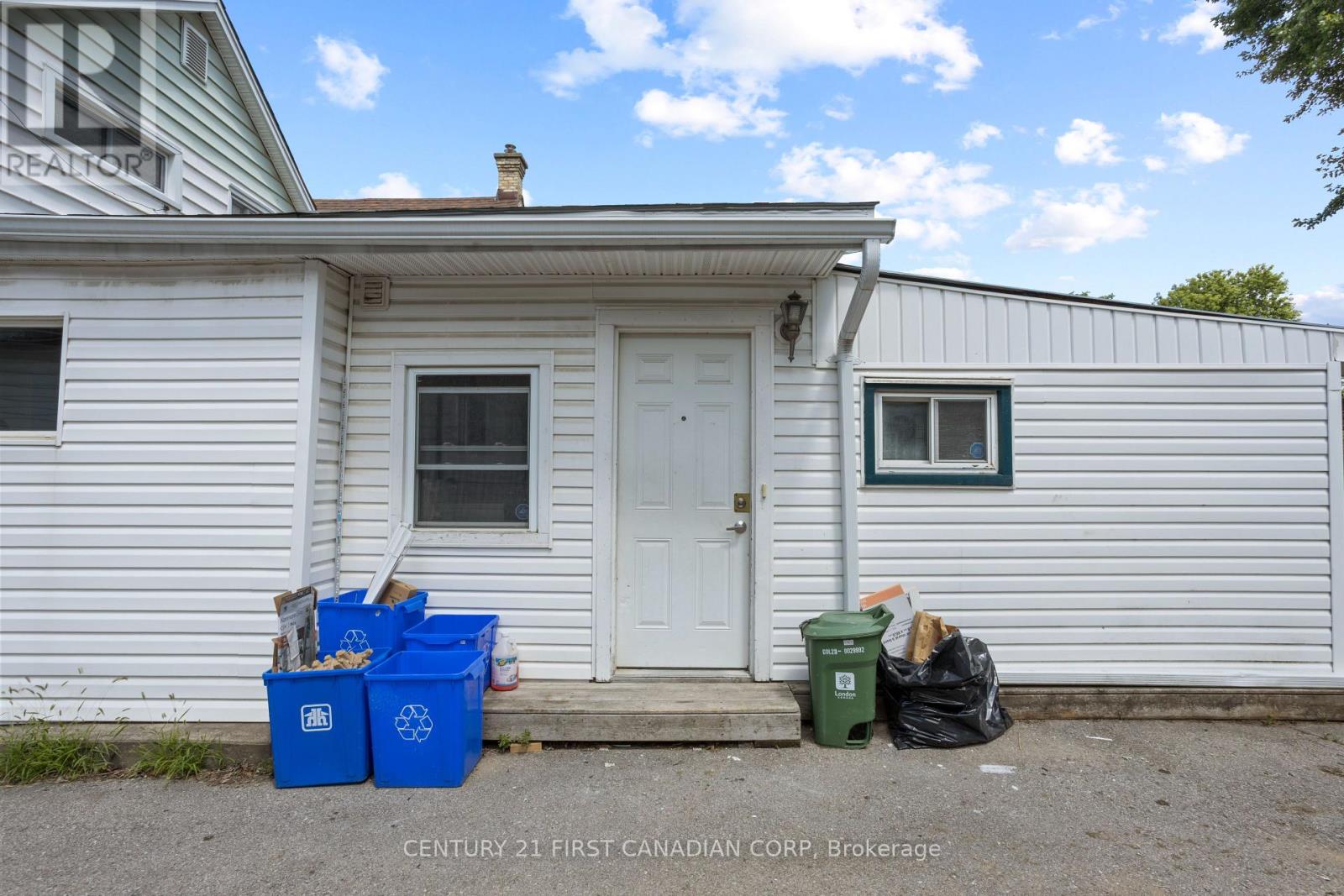 845 Queens Avenue, London East, Ontario  N5W 3H7 - Photo 29 - X12408840