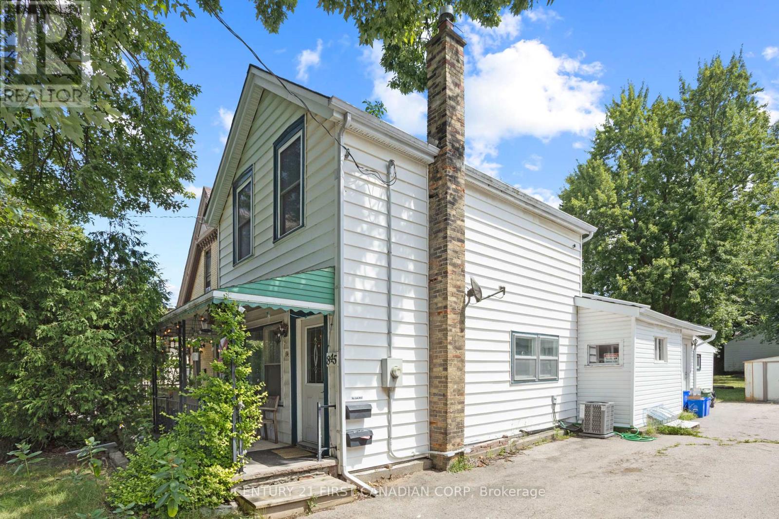 845 Queens Avenue, London East, Ontario  N5W 3H7 - Photo 3 - X12408840