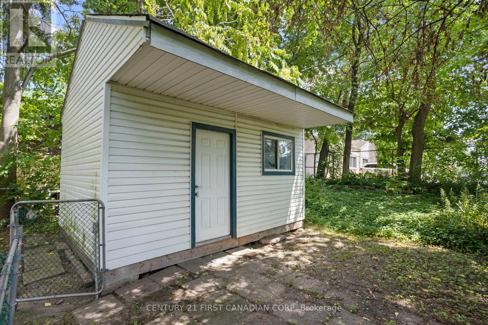 845 Queens Avenue, London East, Ontario  N5W 3H7 - Photo 33 - X12408840
