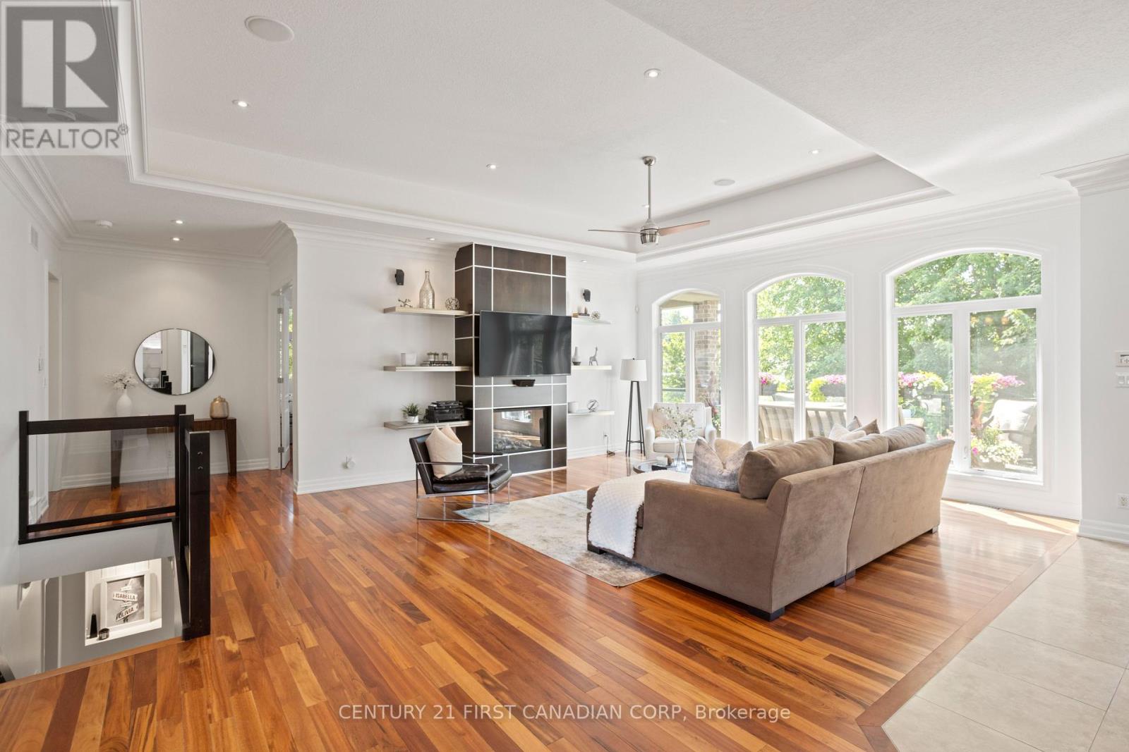 7071 Clayton Walk, London South, Ontario  N6P 0A1 - Photo 11 - X12408845