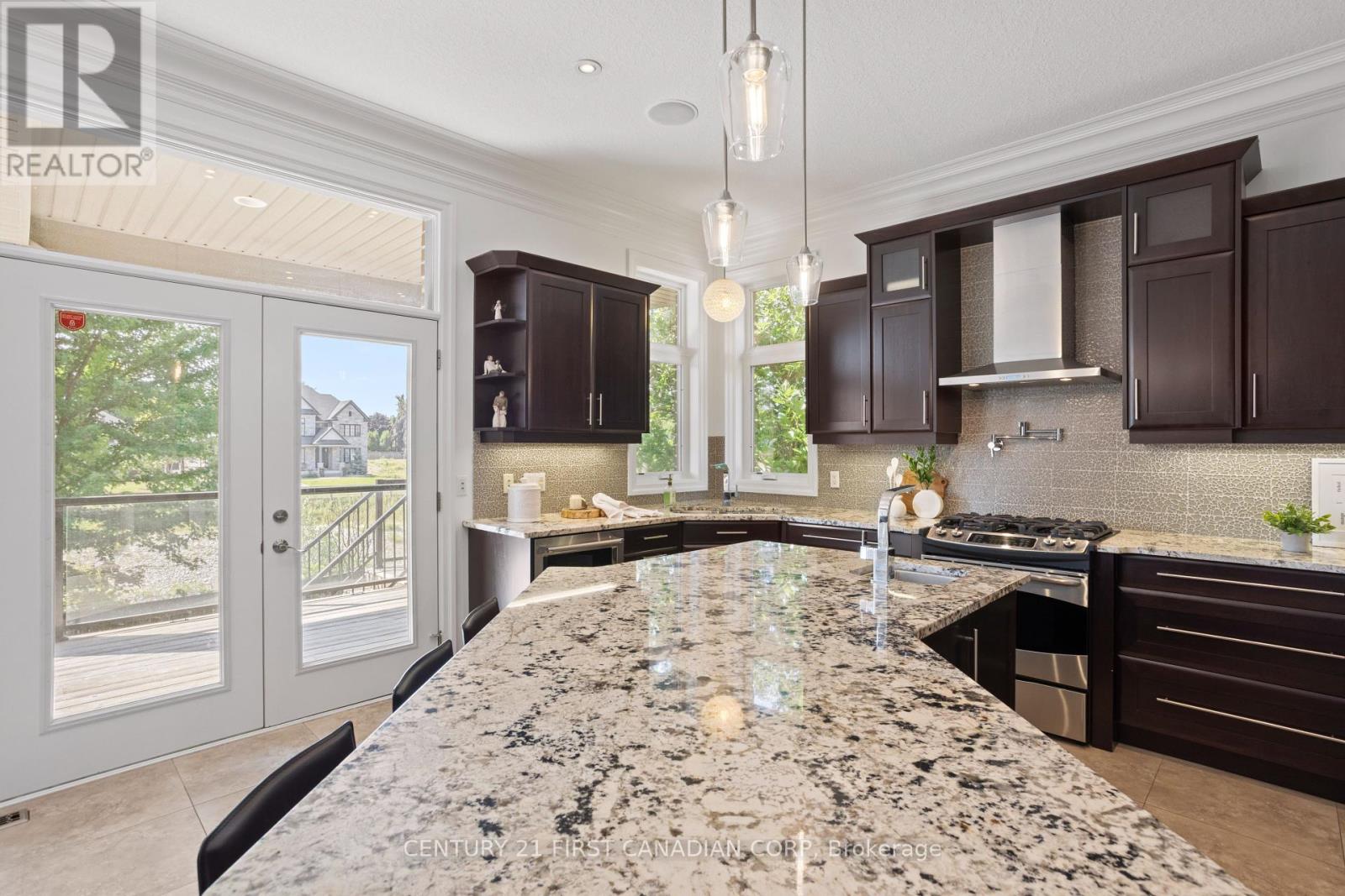 7071 Clayton Walk, London South, Ontario  N6P 0A1 - Photo 16 - X12408845