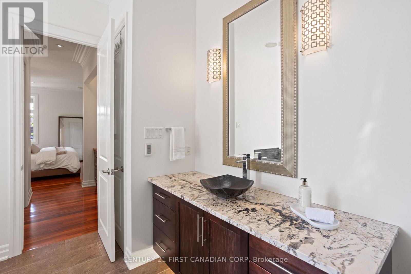 7071 Clayton Walk, London South, Ontario  N6P 0A1 - Photo 21 - X12408845
