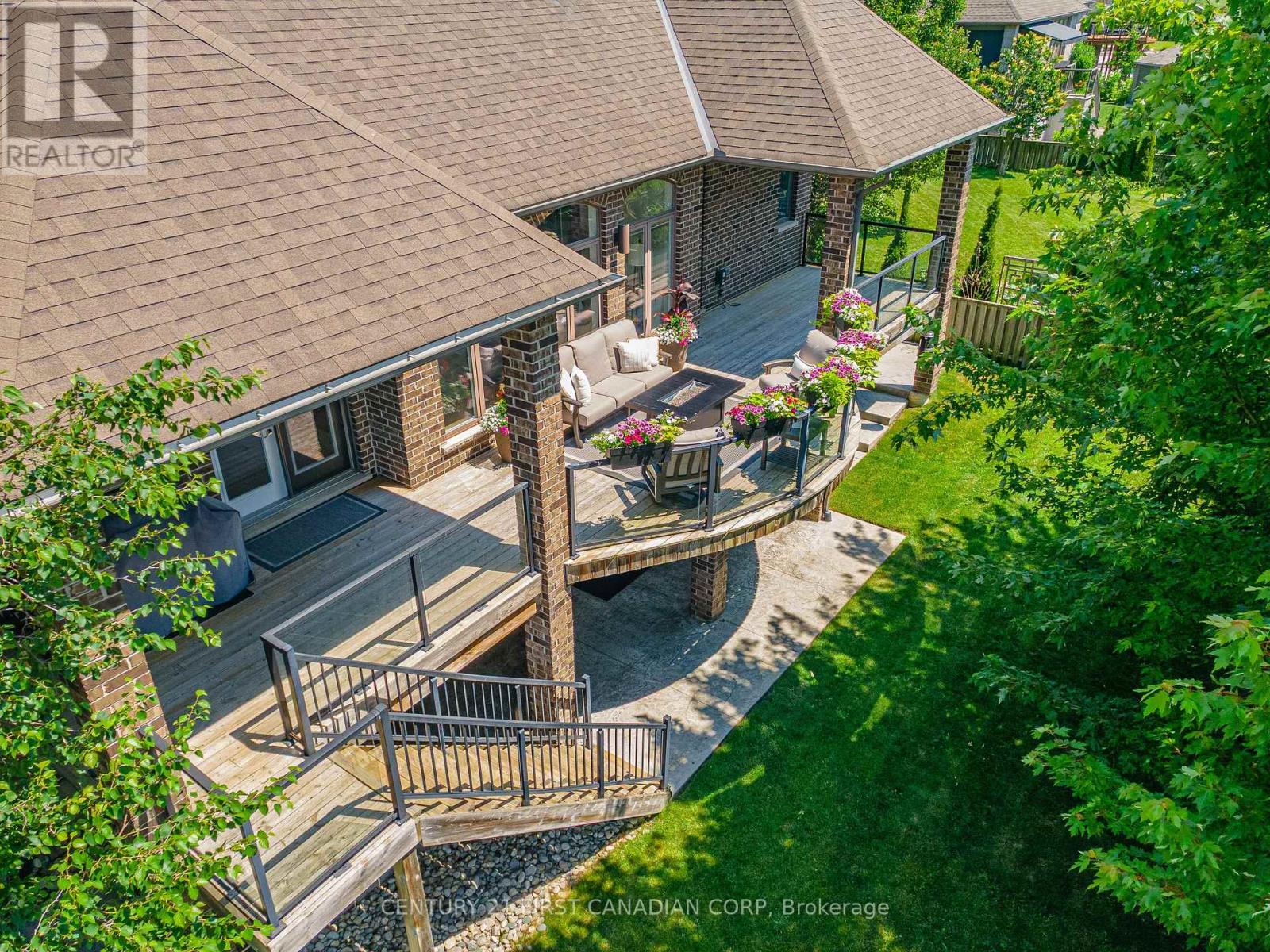 7071 Clayton Walk, London South, Ontario  N6P 0A1 - Photo 39 - X12408845
