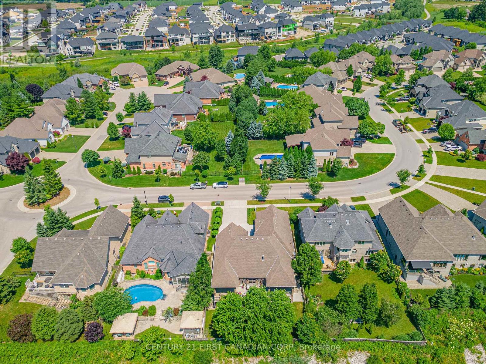 7071 Clayton Walk, London South, Ontario  N6P 0A1 - Photo 42 - X12408845