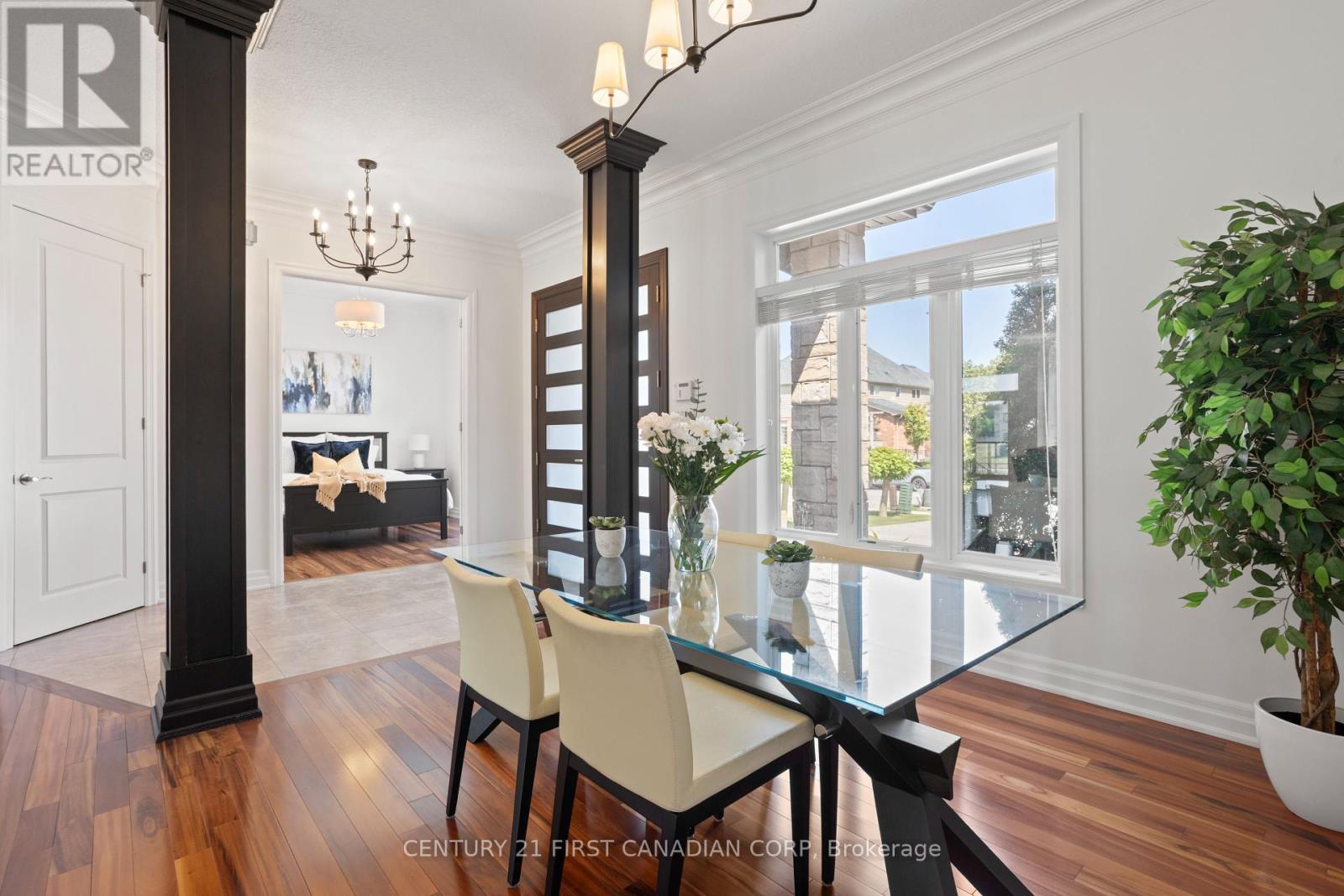 7071 Clayton Walk, London South, Ontario  N6P 0A1 - Photo 8 - X12408845