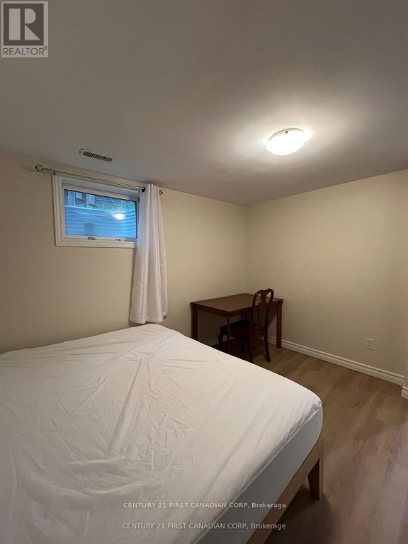 2062 Cherrywood Trail, London North, Ontario  N6H 0C8 - Photo 6 - X12408847