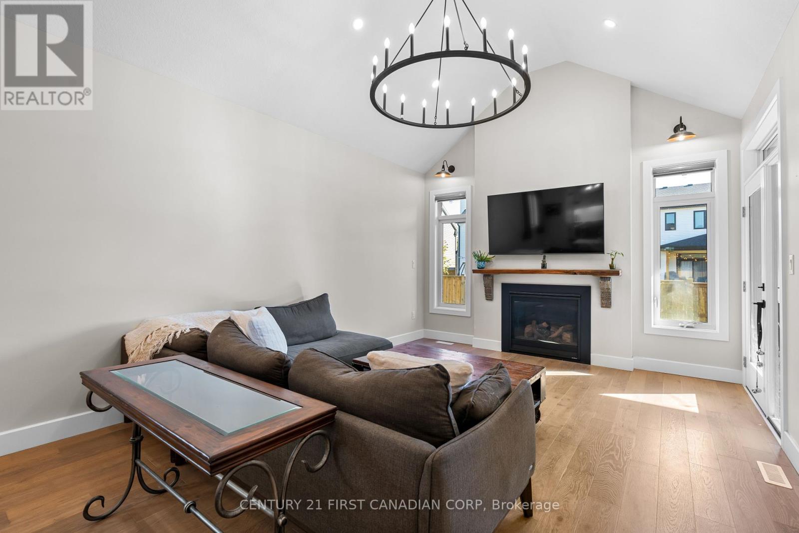 128 Scotts Drive, Lucan Biddulph, Ontario  N0M 2J0 - Photo 21 - X12408871