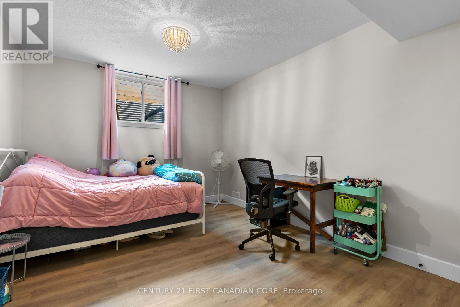 128 Scotts Drive, Lucan Biddulph, Ontario  N0M 2J0 - Photo 43 - X12408871