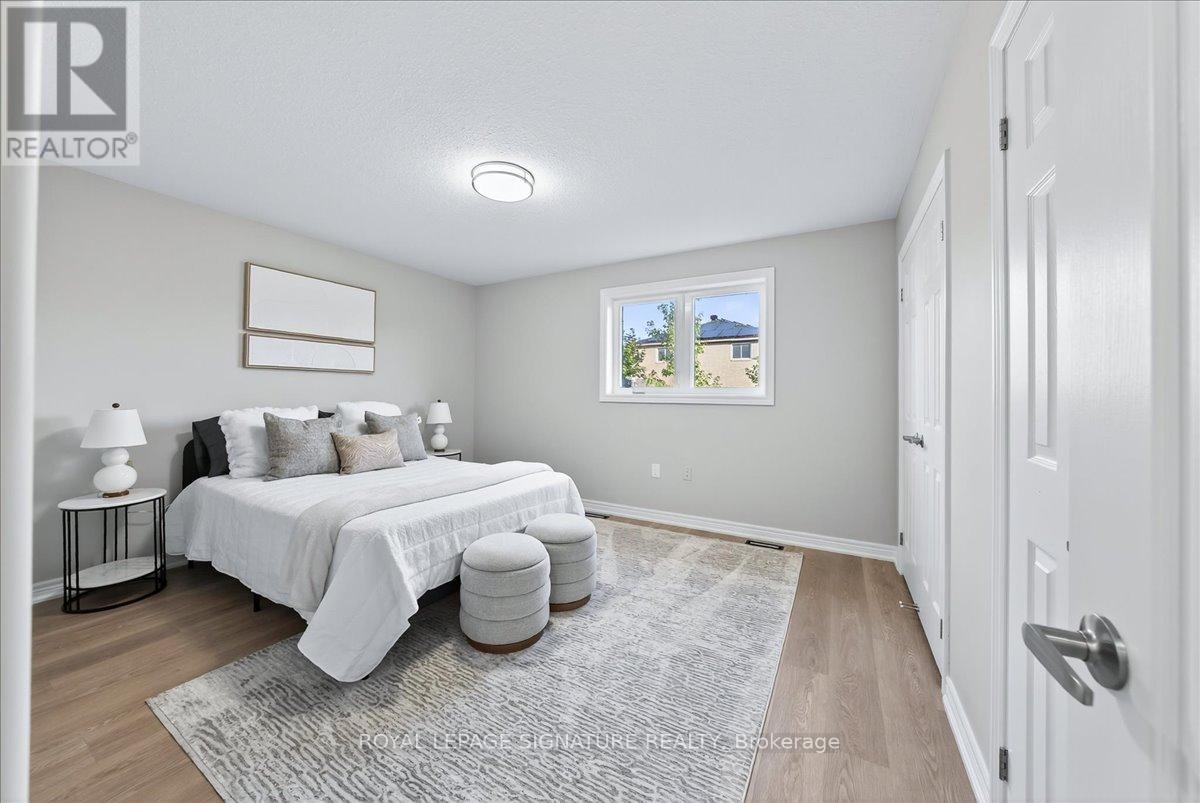 83 Sun King Crescent, Barrie, Ontario  L4M 7K4 - Photo 17 - S12408604
