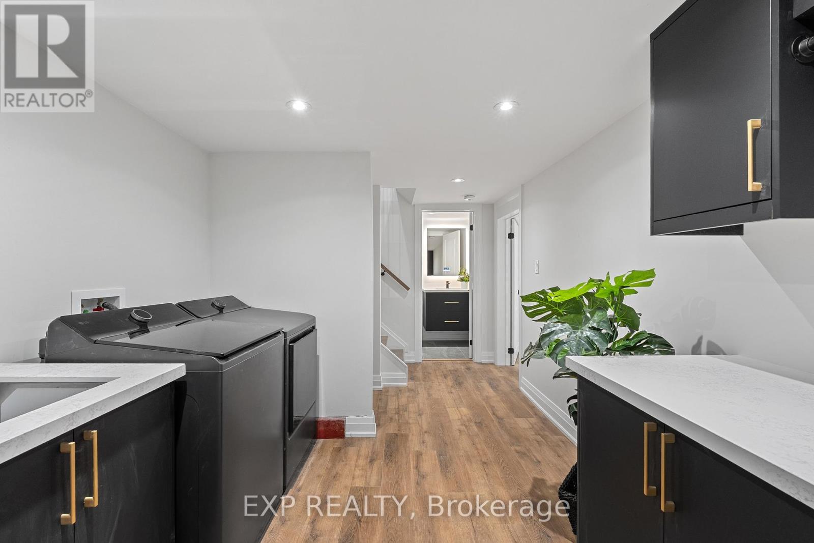 168 Berczy Street, Barrie, Ontario  L4M 3R6 - Photo 26 - S12408721