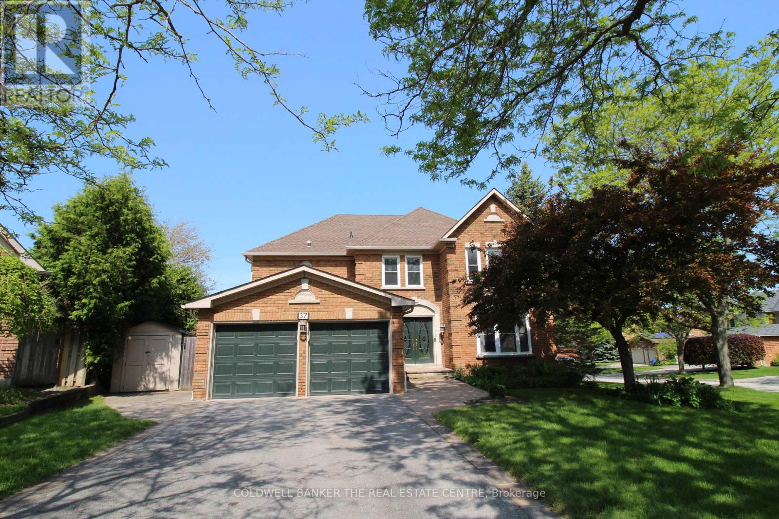 37 Falling Brook Drive, Barrie, Ontario  L4N 7E9 - Photo 1 - S12408731
