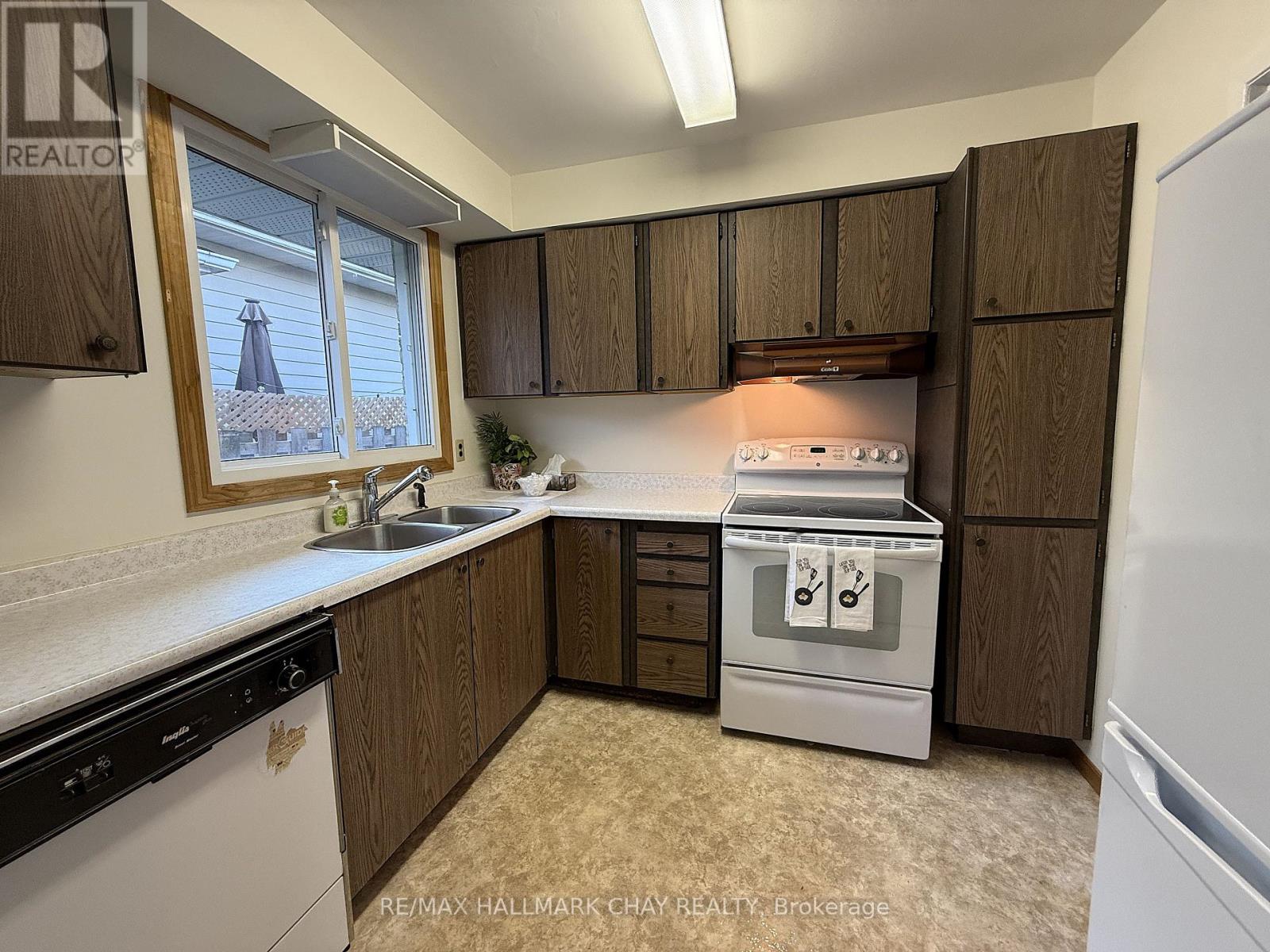 114 Daphne Crescent, Barrie, Ontario  L4M 2Z1 - Photo 11 - S12408782