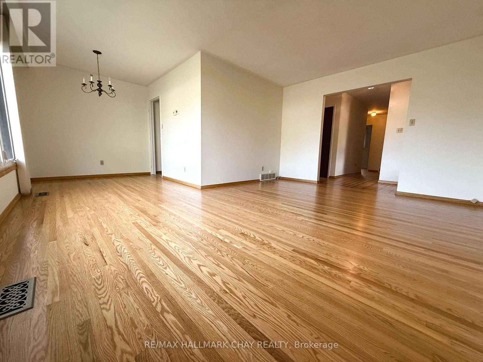114 Daphne Crescent, Barrie, Ontario  L4M 2Z1 - Photo 6 - S12408782