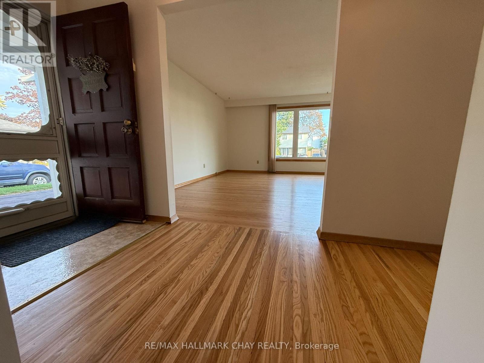 114 Daphne Crescent, Barrie, Ontario  L4M 2Z1 - Photo 8 - S12408782