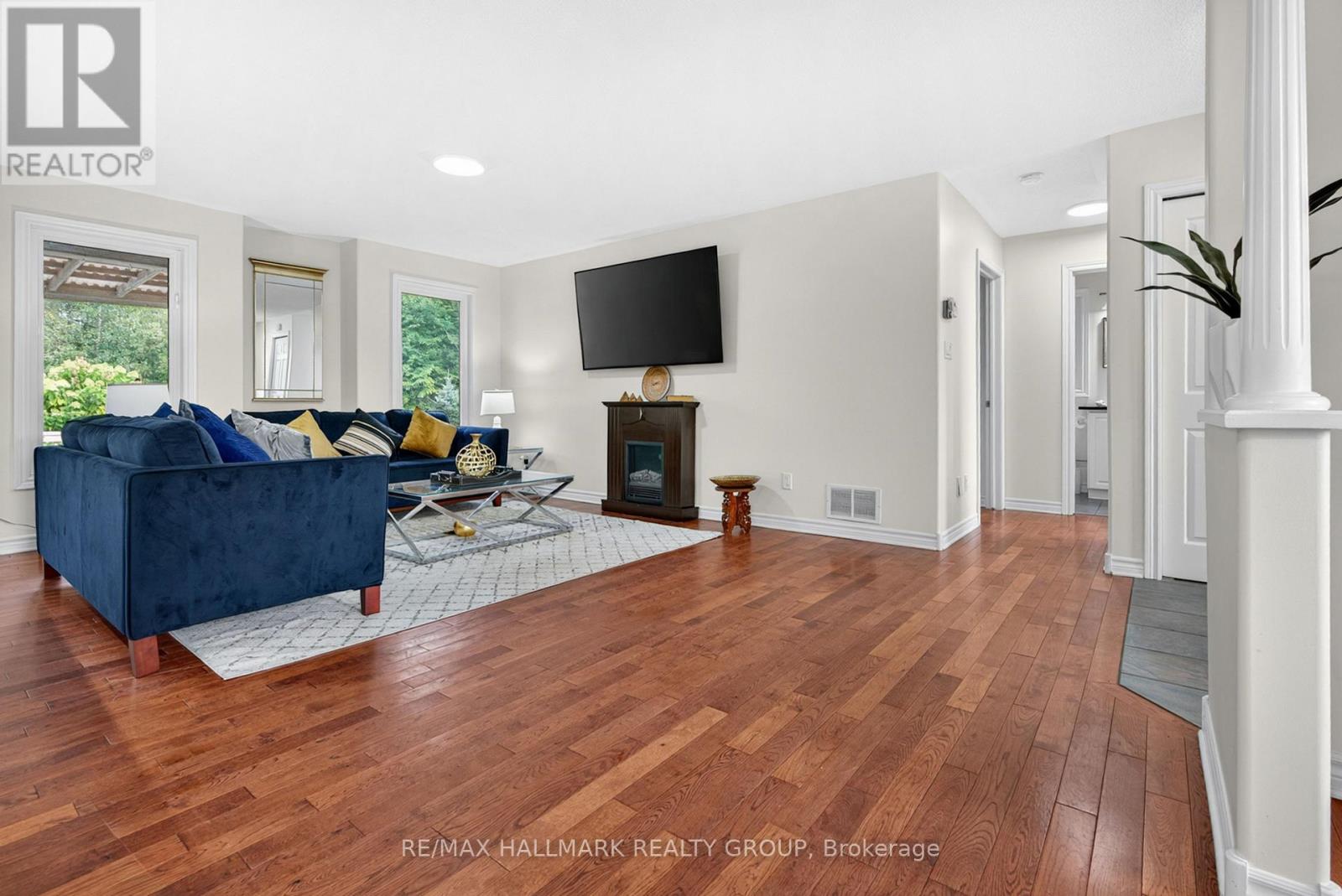 11 Rideau Crossing Crescent, North Grenville, Ontario  K0G 1J0 - Photo 6 - X12408798