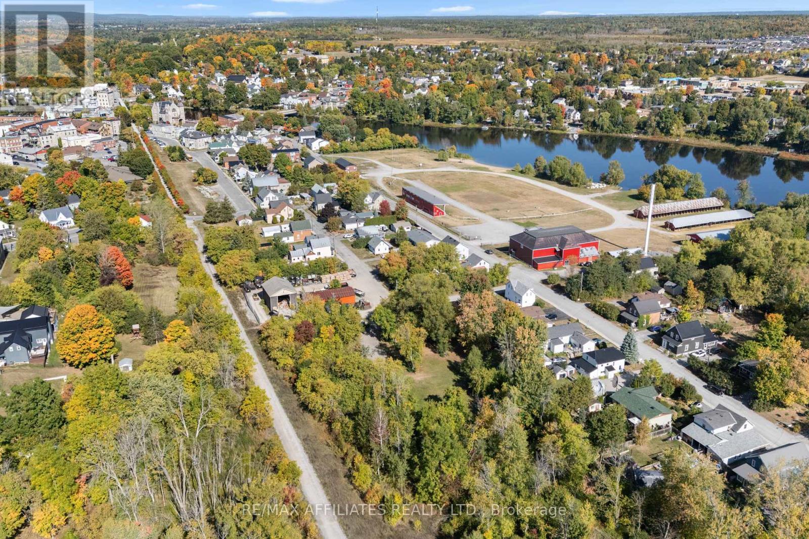 290 Water Street, Mississippi Mills, Ontario  K0A 1A0 - Photo 44 - X12408867