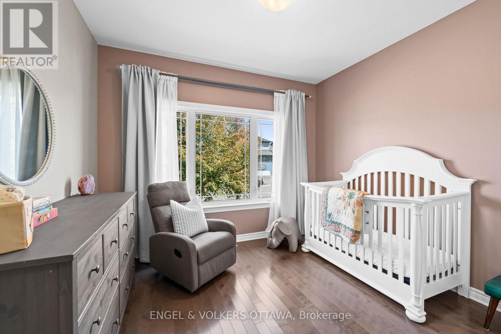 313 Colmar Street, Russell, Ontario  K0A 1W0 - Photo 20 - X12408874