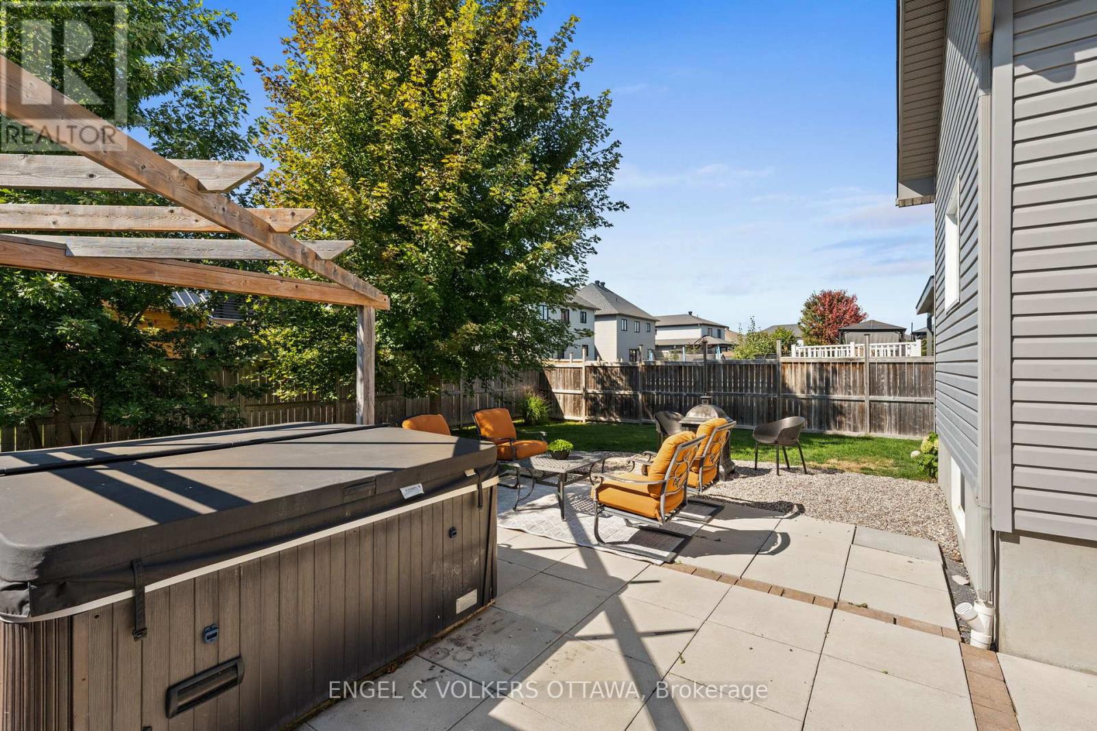 313 Colmar Street, Russell, Ontario  K0A 1W0 - Photo 31 - X12408874