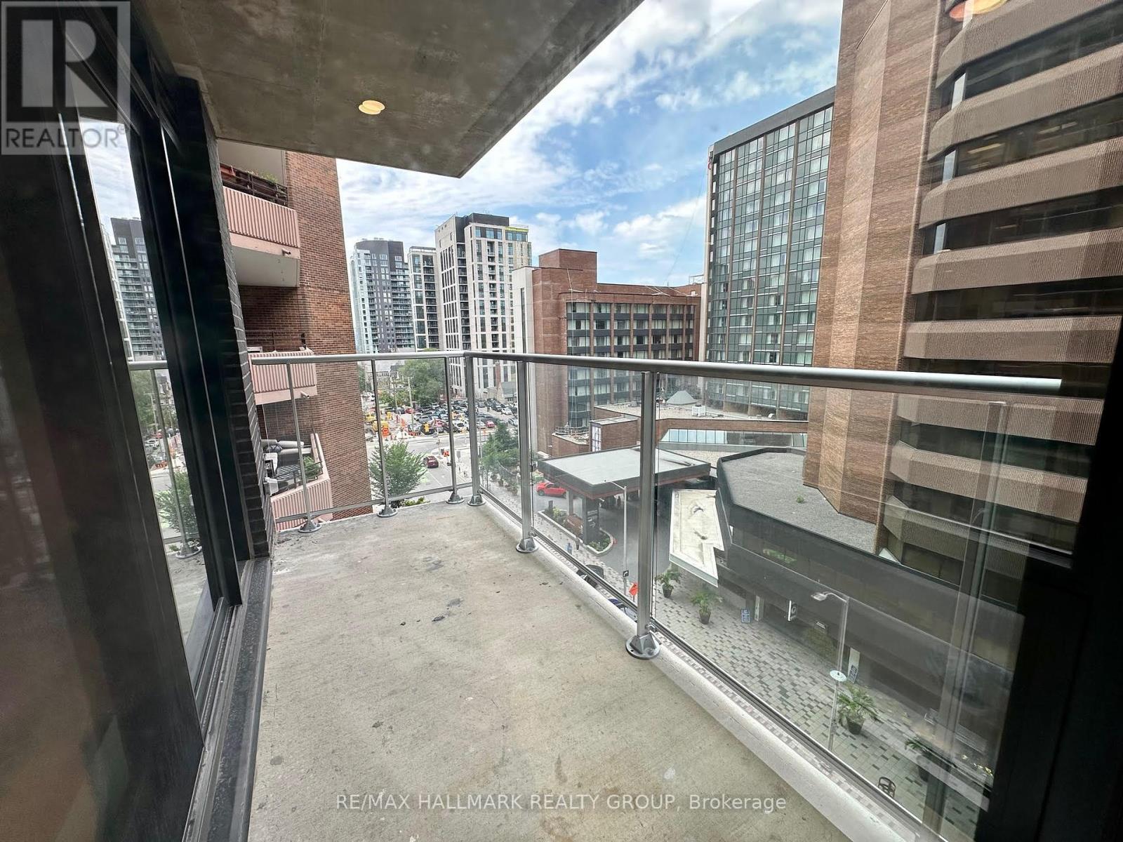 701 - 340 Queen Street, Ottawa, Ontario  K1R 0G1 - Photo 13 - X12408899