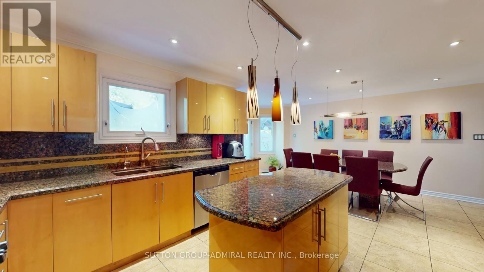 25 Flamingo Road, Vaughan (Uplands), Ontario  L4J 6Z5 - Photo 11 - N12407872