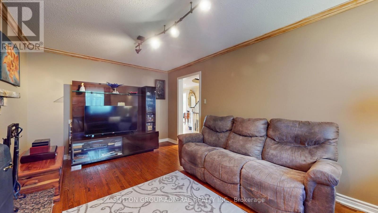 25 Flamingo Road, Vaughan (Uplands), Ontario  L4J 6Z5 - Photo 19 - N12407872