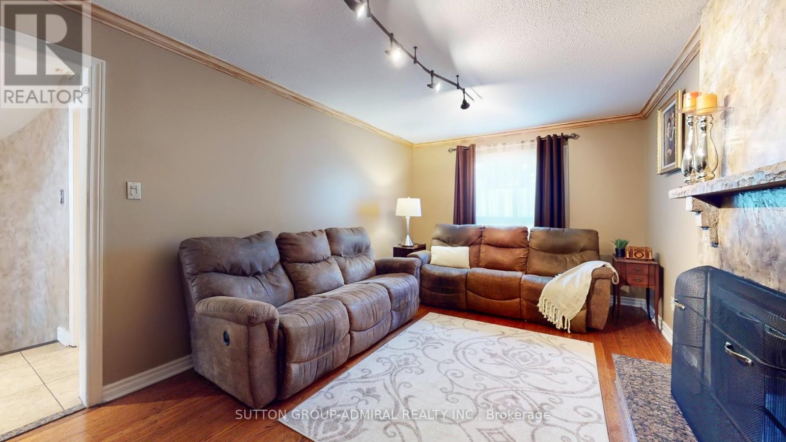 25 Flamingo Road, Vaughan (Uplands), Ontario  L4J 6Z5 - Photo 18 - N12407872