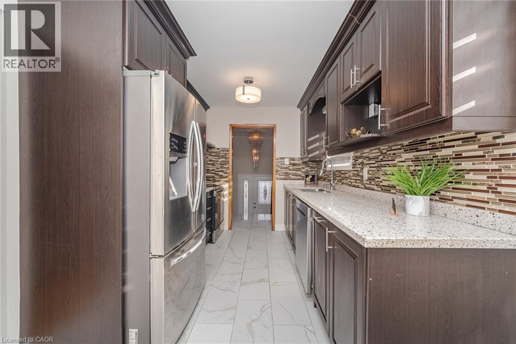 3783 Keenan Crescent, Mississauga, Ontario  L4T 3M1 - Photo 15 - 40769606