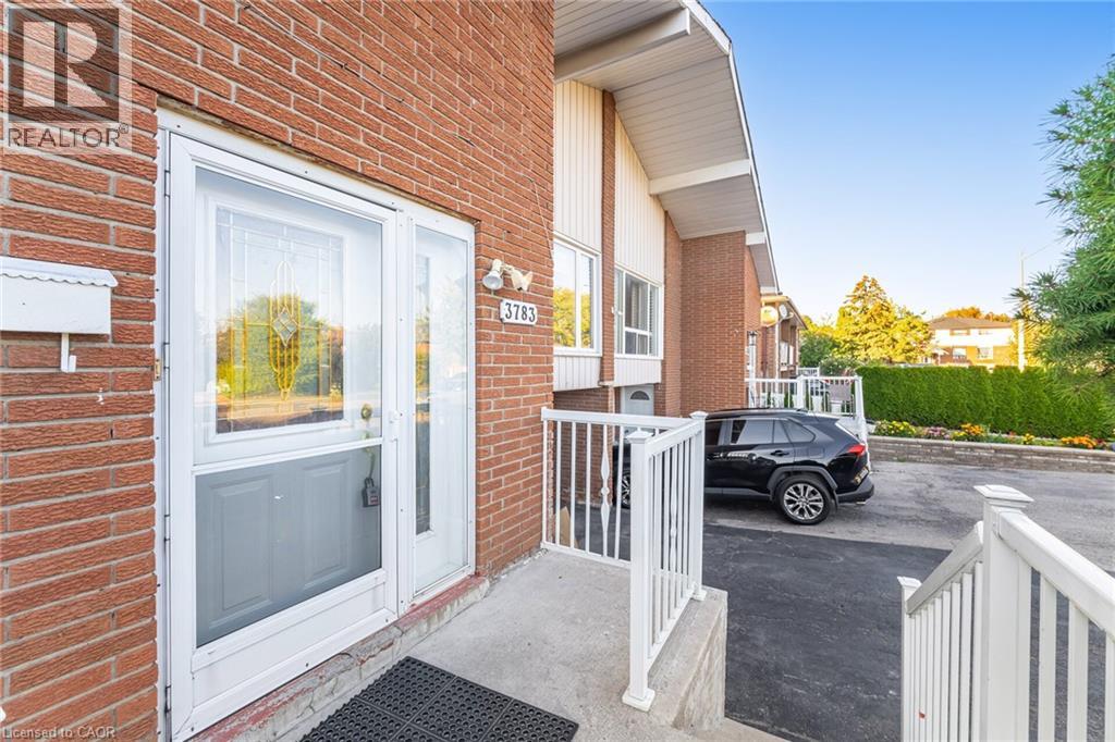 3783 Keenan Crescent, Mississauga, Ontario  L4T 3M1 - Photo 6 - 40769606