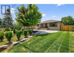 34 Knox Avenue, Toronto (Humber Summit), Ca