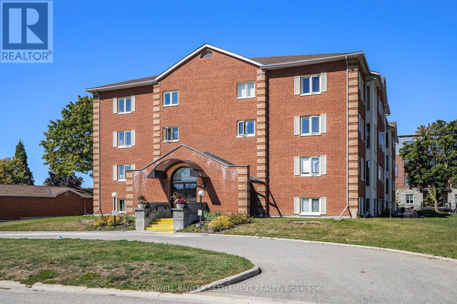 301 - 10 Armstrong Drive, Smiths Falls, Ontario  K7A 5H8 - Photo 22 - X12408861
