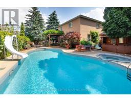 11 SAFARI COURT, Brampton, Ontario