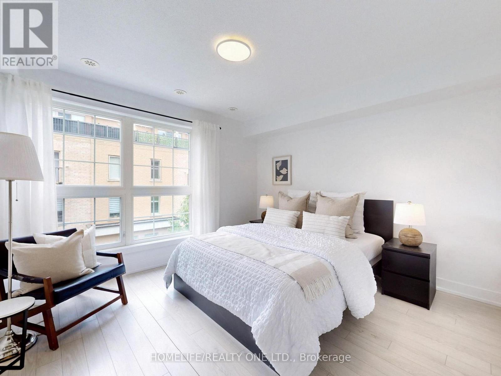 Th 50 - 220 Brandon Avenue, Toronto, Ontario  M6H 0C5 - Photo 22 - W12408689