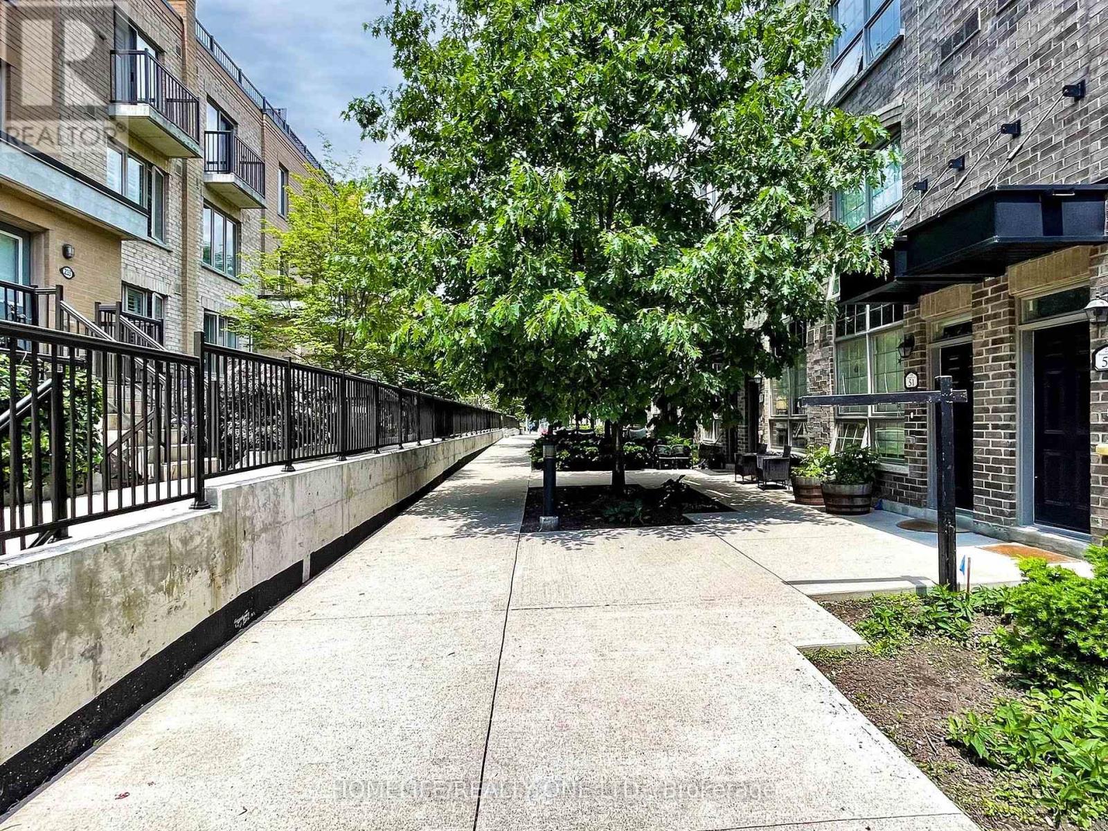 Th 50 - 220 Brandon Avenue, Toronto, Ontario  M6H 0C5 - Photo 40 - W12408689
