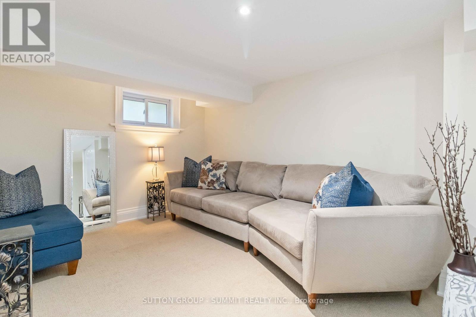 353 Queen Street S, Mississauga, Ontario  L5M 1M3 - Photo 38 - W12408736