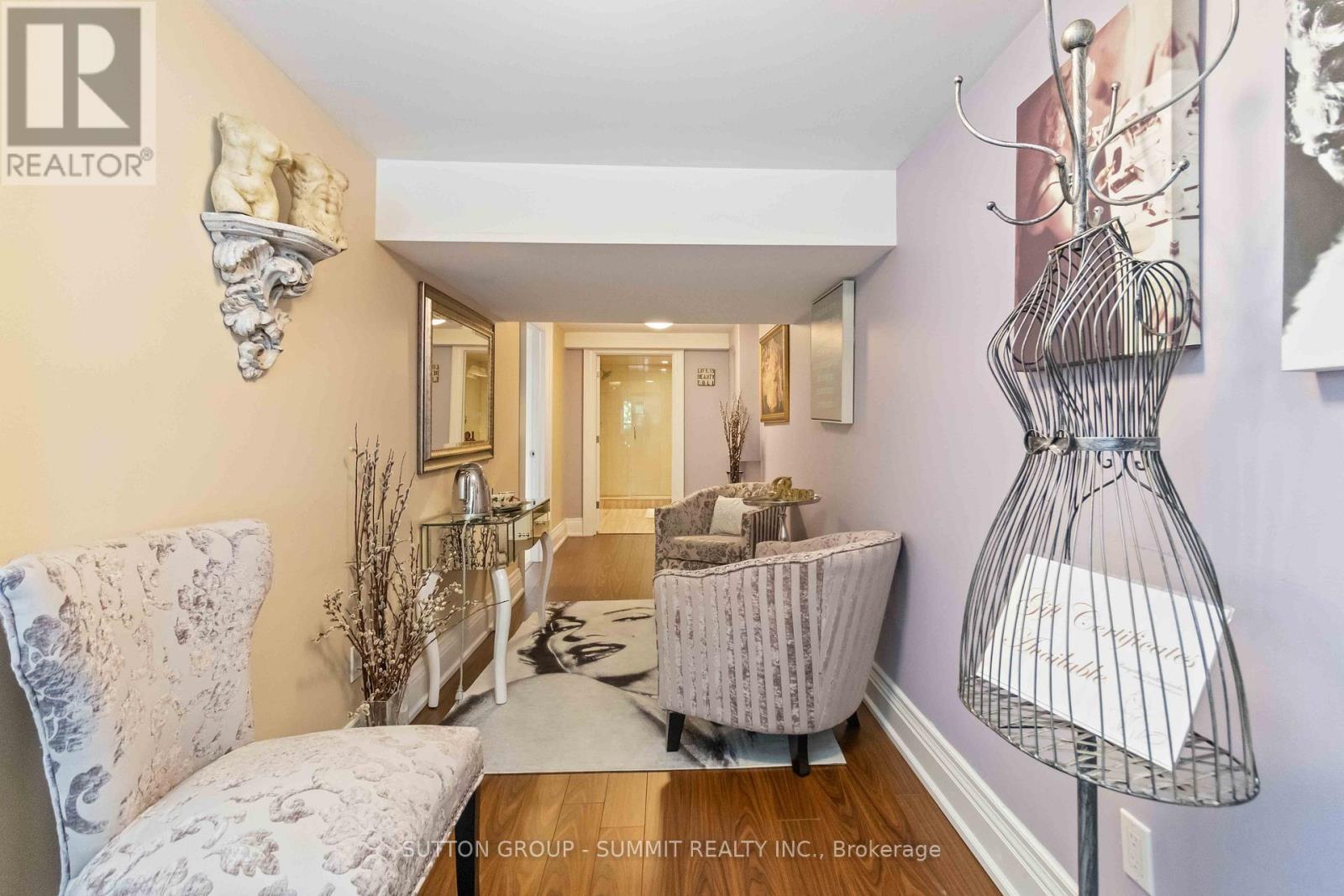 353 Queen Street S, Mississauga, Ontario  L5M 1M3 - Photo 44 - W12408736