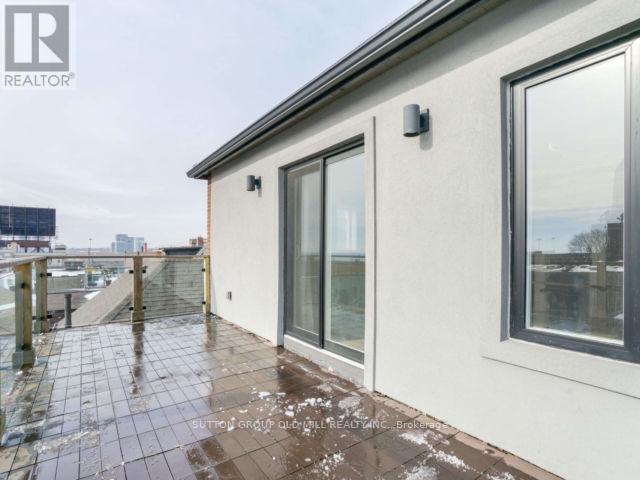 17 Grafton Avenue, Toronto (Roncesvalles), Ontario  M6R 1C3 - Photo 50 - W12408771